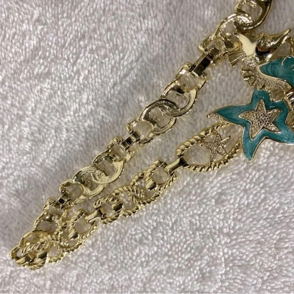 Vintage Gold Tone With  Turquoise Seahorse Earrings And Necklace Set - Picture 10 of 15